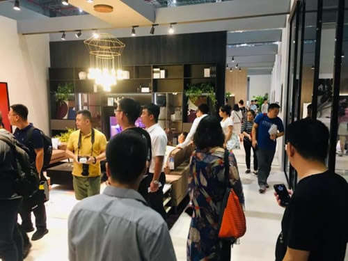 【數夫客戶案例】上海家博會左右沙發掀起新國潮