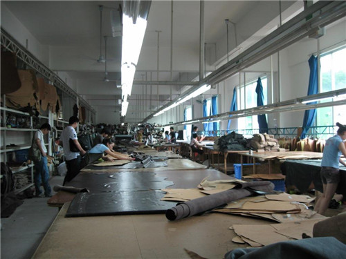 物料需求計劃應根據什么制定