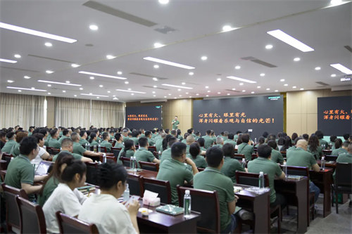 春天集團整家定制新品發布會圓滿舉辦，與數夫達成戰略合作