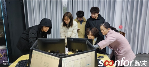 現(xiàn)場(chǎng)指導(dǎo) 現(xiàn)場(chǎng)指導(dǎo)