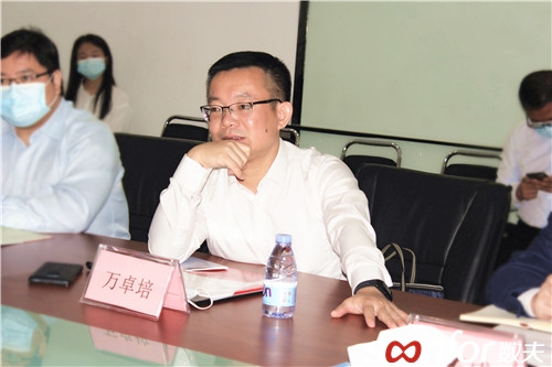東莞市原副市長萬卓培