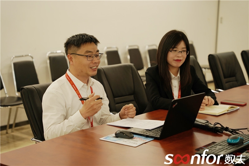 數夫軟件賴顧問