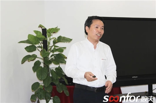 數夫軟件董事長張愛國