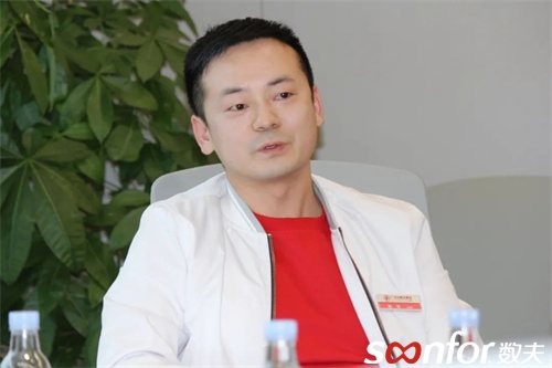 中泰龍總經理陳瓊