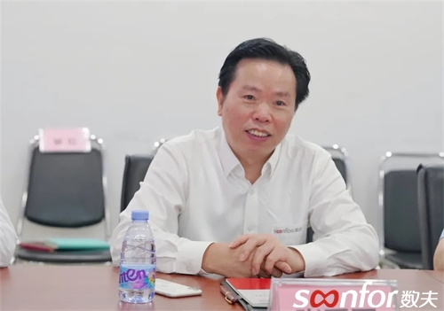（數(shù)夫軟件董事長張愛國）